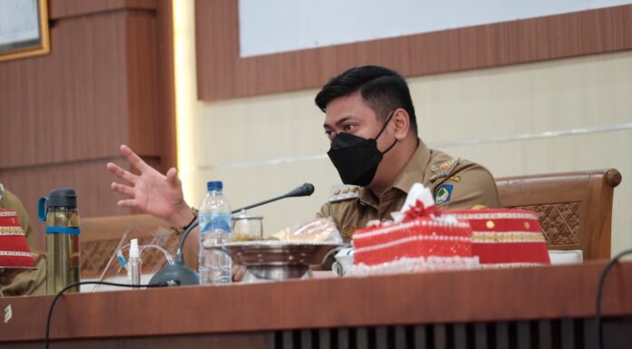 Adnan Tegaskan Masjid Kembali Jalankan Protokol Kesehatan Bupati Gowa, Adnan Purichta Ichsan