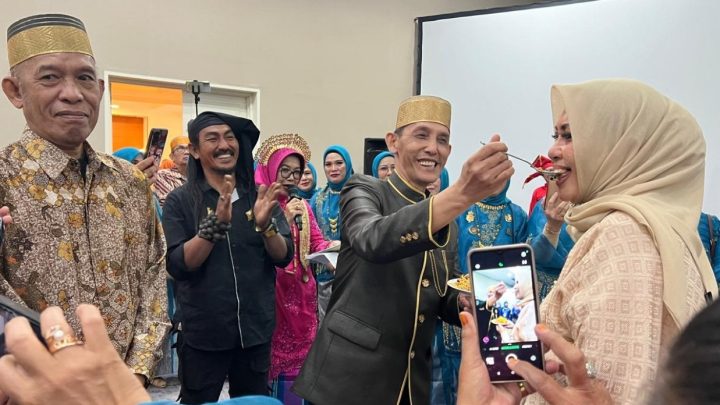 Raja Gowa ke-38 Andi Kumala Idjo Apresiasi Srikandi Balira Lembaga Adat Kerajaan Gowa yang Semakin Mandiri Raja Gowa Andi Kumala Idjo