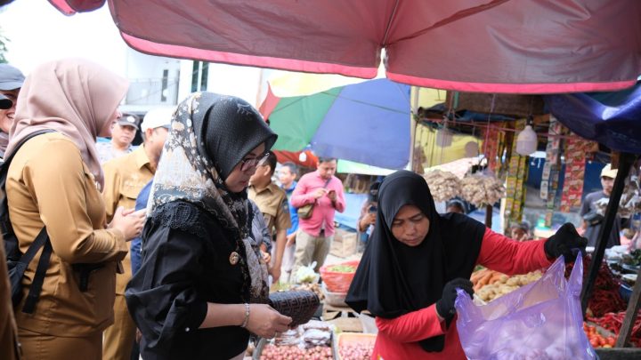 Bupati Husniah Talenrang Pantau Pasar, Harga Bahan Pokok di Gowa Masih Stabil